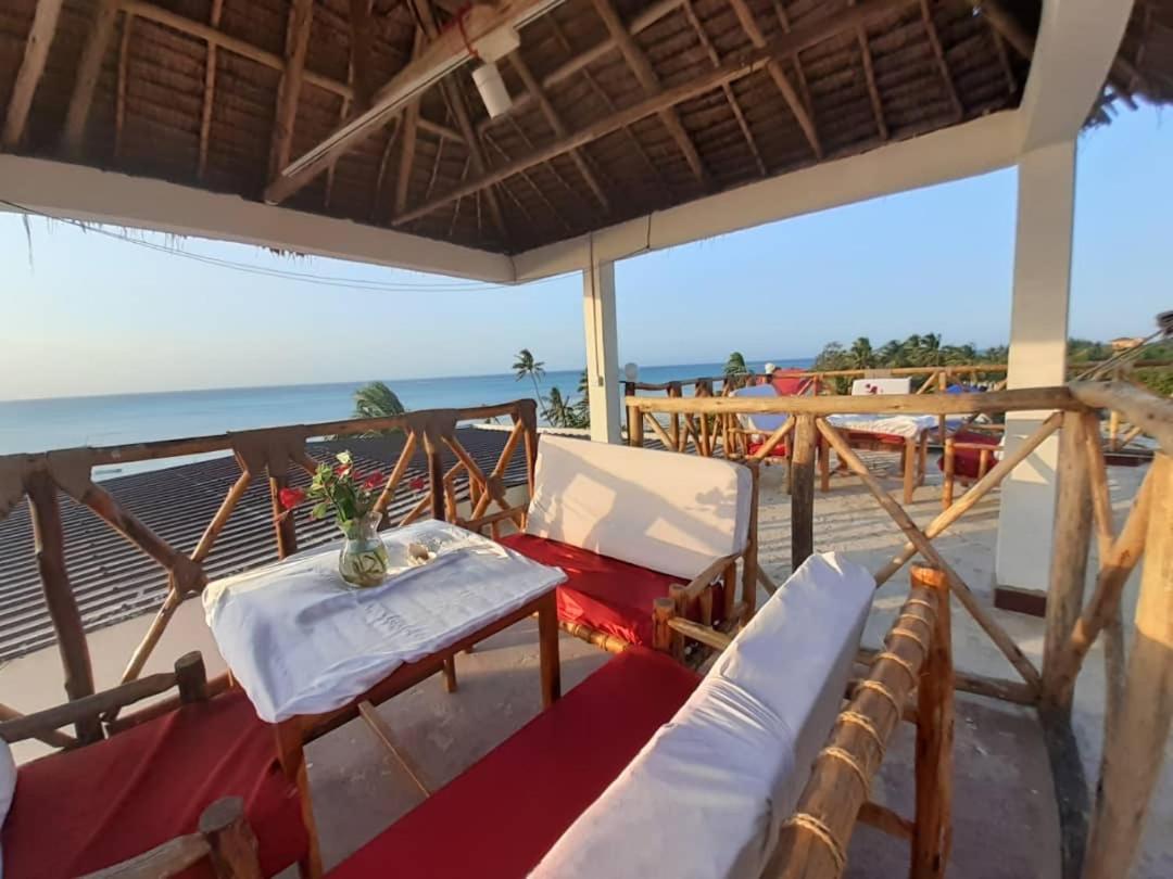 Zaina'S Beach House Нунгви Екстериор снимка